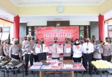 Polres Blitar Gelar Press Release Rekapitulasi Barang Bukti Ungkap Kasus Tahun 2022
