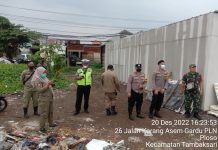 Polsek Tambaksari bersama 3 Pilar melakukan Patroli Rutin Antisipasi Perjudian burung merpati di Jl. Ploso (Gardu Induk PLN)