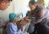 Kepedulian Polri, Kapolres Blitar Bagikan Bansos Pada Warga di Selopuro