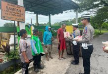 Satlantas Polres Blitar Gelar Program BELITAR (Berbagi Peduli Masyarakat Sekitar)