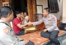 Kapolsek Kuta Utara Jenguk Anggotanya Yang Sakit