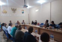 Kapolsek Sukolilo Mendampingi Penyelesaian Problem Solving Warga Apartemen Puncak Permai