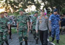 Turut Berpartisipasi Dalam Acara Puncak Penanaman Mangrove, Kapolda Bali Tanam Pohon Bakau Di Benoa