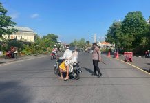Kapolres AKBP Teguh Priyo Wasono Pantau Arus Lalu Lintas di Hari Raya Galungan