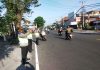 Kompol A. A. Gede Rai Darmayasa Atur Arus Lalin di Depan Terminal