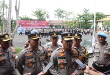 Kapolres Sampang Pimpin Apel Pergeseran Pasukan BKO Polda Jatim, Dalam Pengamanan TPS Pemilu Di Kabupaten Sampang
