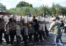 Masa Pilkada Serentak, Polres Blitar Kota Gelar Pasukan dan Simulasi SISPAMKOTA