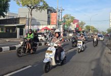 Patroli Srikandi Giri Berbasis Kendaraan Listrik untuk Edukasi Lalu Lintas Ramah Lingkungan