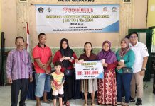 Upaya Tekan Kemiskinan Pemdes Gaprang Salurkan BLT DD untuk 34 KPM