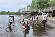 Libur Panjang, Polres Jember Tingkatkan Pengamanan di Sejumlah Lokasi Wisata Pantai