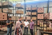 Polres Bojonegoro dan TPID Lakukan Sidak Distributor, Pastikan Stok Bapokting Aman