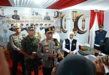 Tinjau Arus Mudik di Rest Area 575 A Ngawi Kapolda Jatim Himbau Pemudik Manfaatkan Posyan Untuk Istirahat