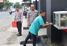 Jumat Berkah, Polsek Pace Sediakan Puluhan Nasi Bungkus Gratis untuk Masyarakat