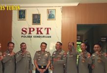 Kapolsek Kenduruan Berikan Seragam Dinas kepada Anggota, Wujud Apresiasi dan Motivasi Kerja