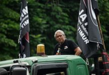 “Jalur Tikus” Mutasi Kepsek? Heru MAKI Bongkar Dugaan ‘Udang di Balik Batu’ di Balik Kepindahan Kepala SMKN 2 Lumajang ke SMKN 12 Surabaya”