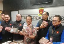 Kejati Jatim Bongkar Korupsi Perizinan ESDM, Tiga Pejabat Jadi Tersangka, Rp2,3 Miliar Disita