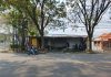 Akses Lahan Terganggu, Warga Mojokerto Protes Bangunan Cuci Kendaraan di Trotoar