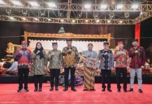 Kapolda Jatim Gaungkan Semangat Jogo Jawa Timur di Pagelaran Wayang Kulit Hari Bhayangkara ke – 80