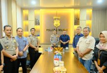 Perkuat Sinergi Menjaga Kamtibmas, Kapolres Ngawi Terima Silaturahmi Administratur KPH Ngawi
