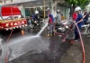 Empat Pengendara Motor Tergelincir akibat Ceceran Solar di Jalan Panglima Sudirman Kraksaan